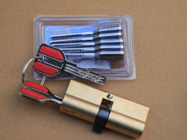 岑巩24小时上门开锁公司